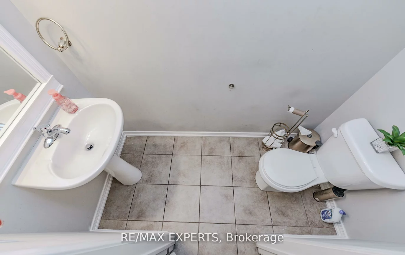 78, Honeyview, Bram East, Brampton