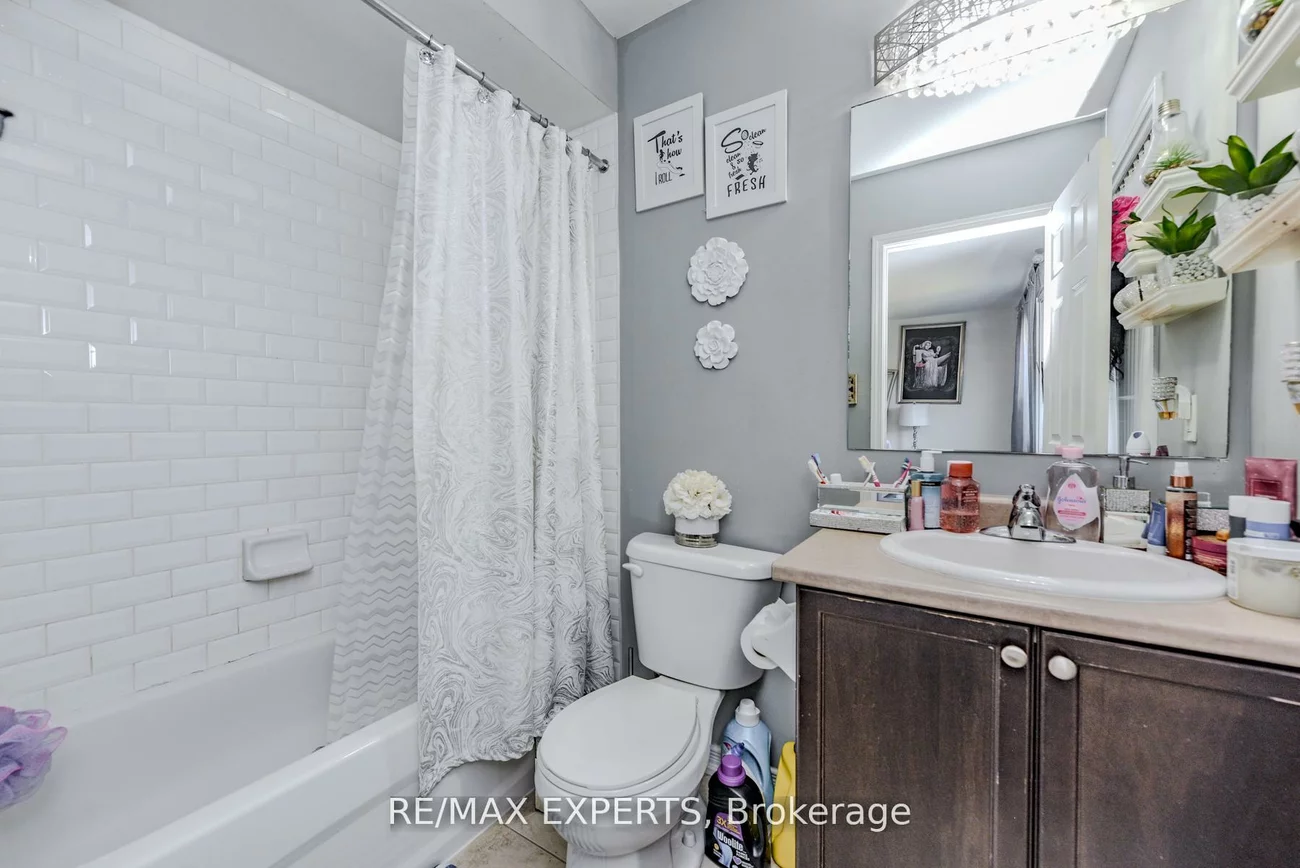 78, Honeyview, Bram East, Brampton