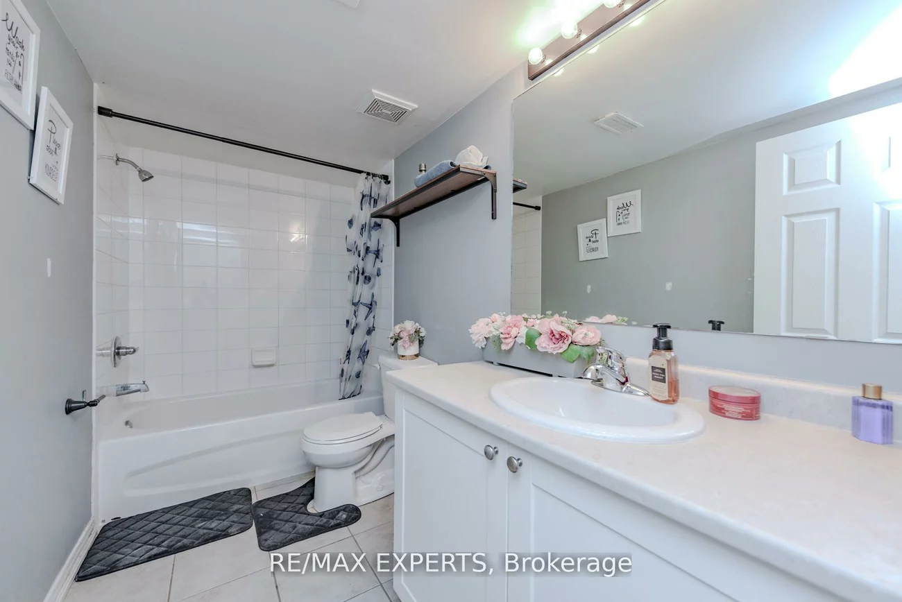 78, Honeyview, Bram East, Brampton