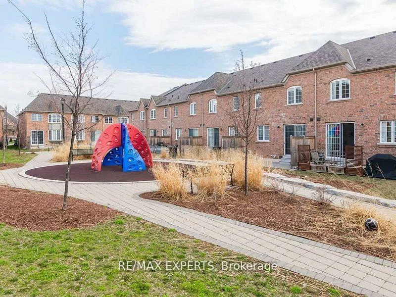 78, Honeyview, Bram East, Brampton