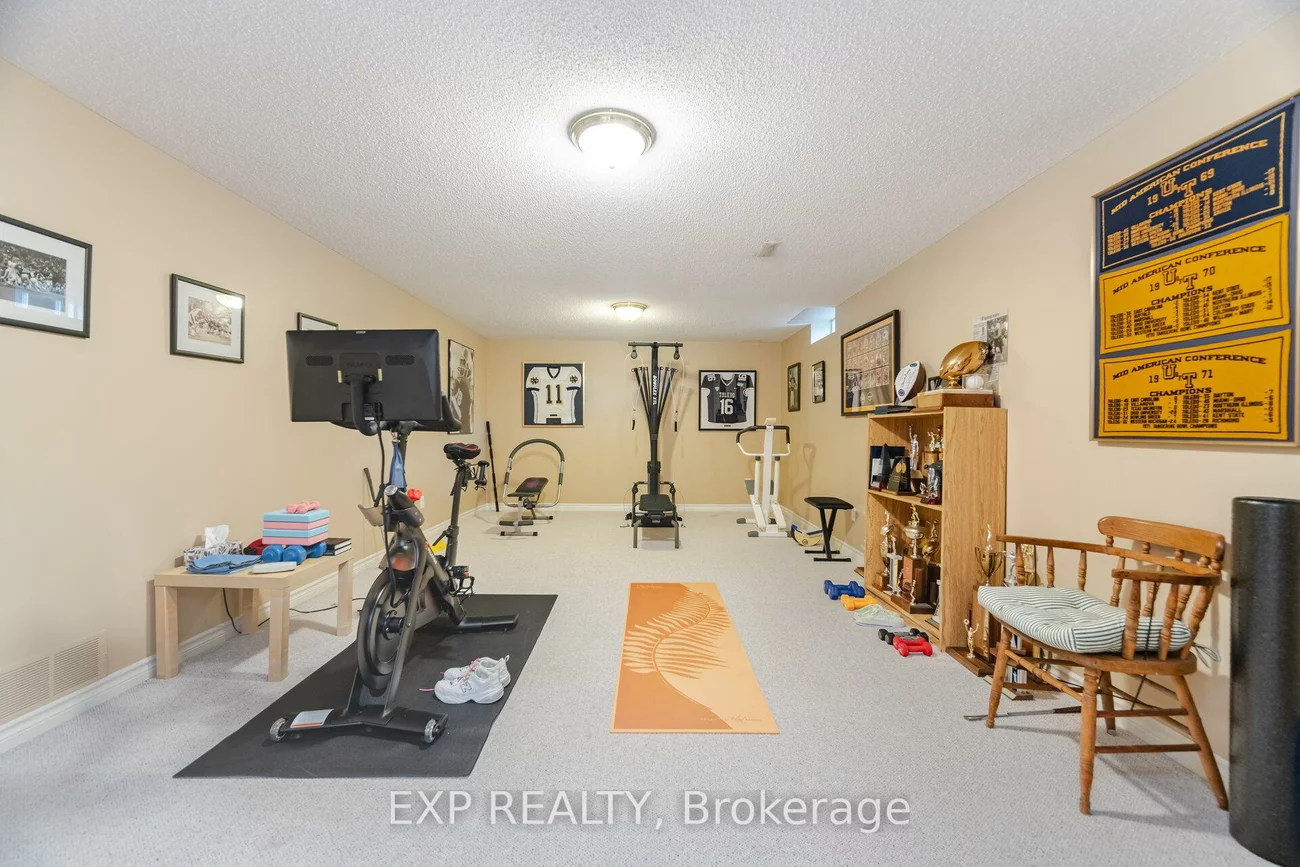 37, Links, Credit Valley, Brampton