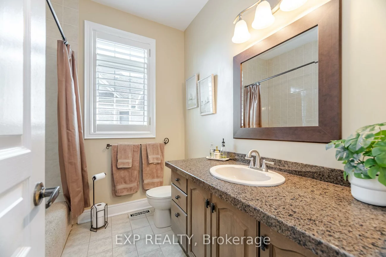 37, Links, Credit Valley, Brampton