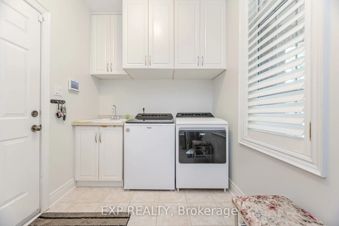 37, Links, Credit Valley, Brampton