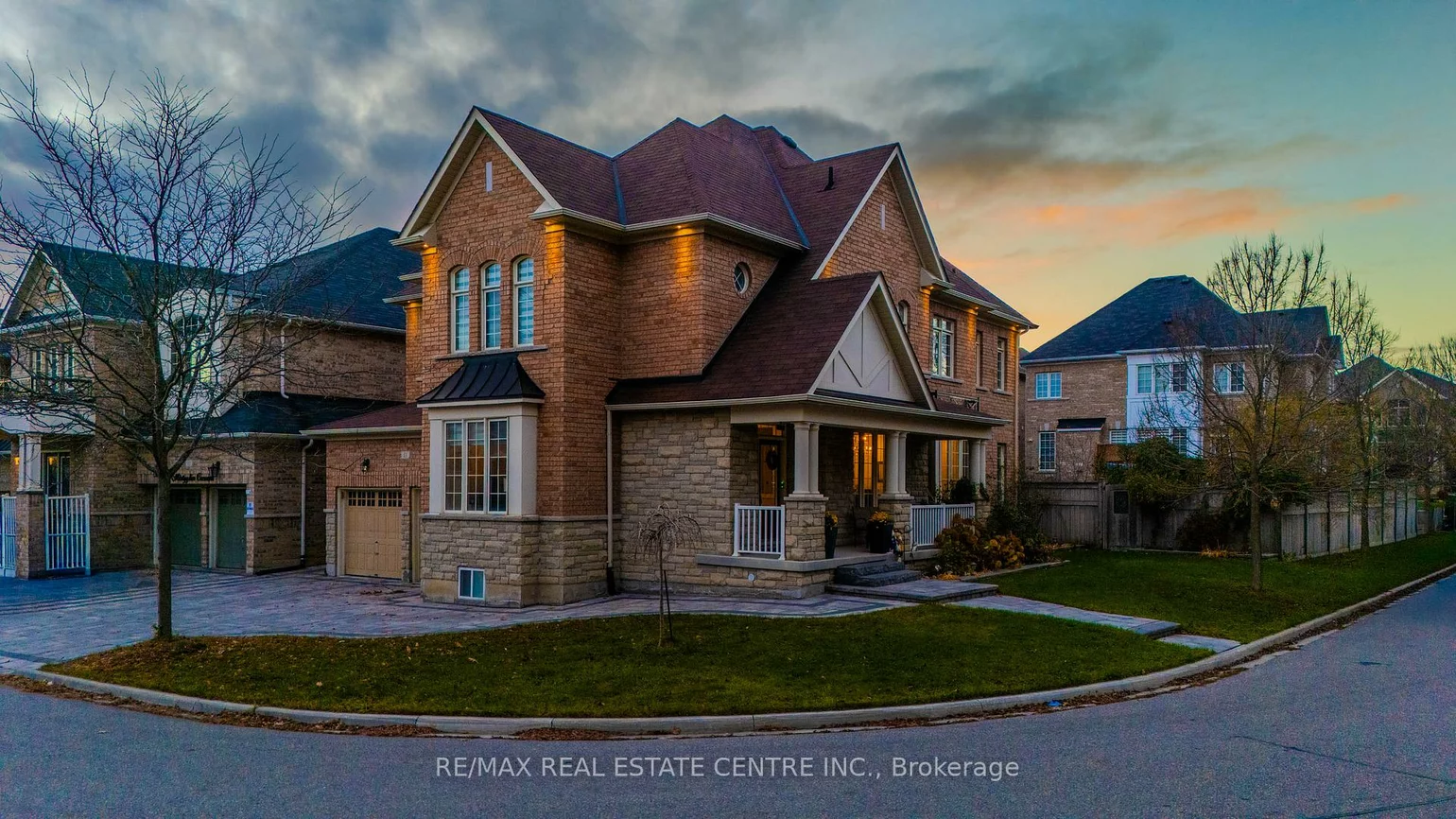 11, Mistyglen, Credit Valley, Brampton