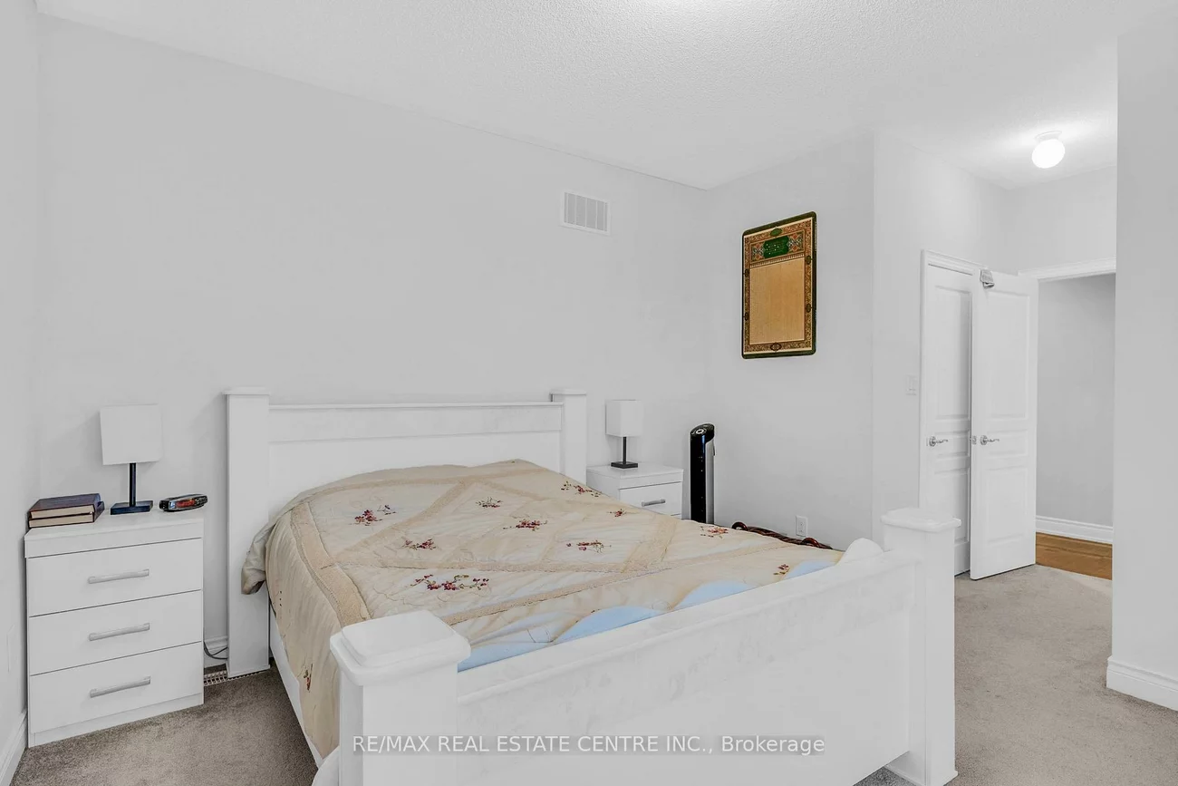 11, Mistyglen, Credit Valley, Brampton