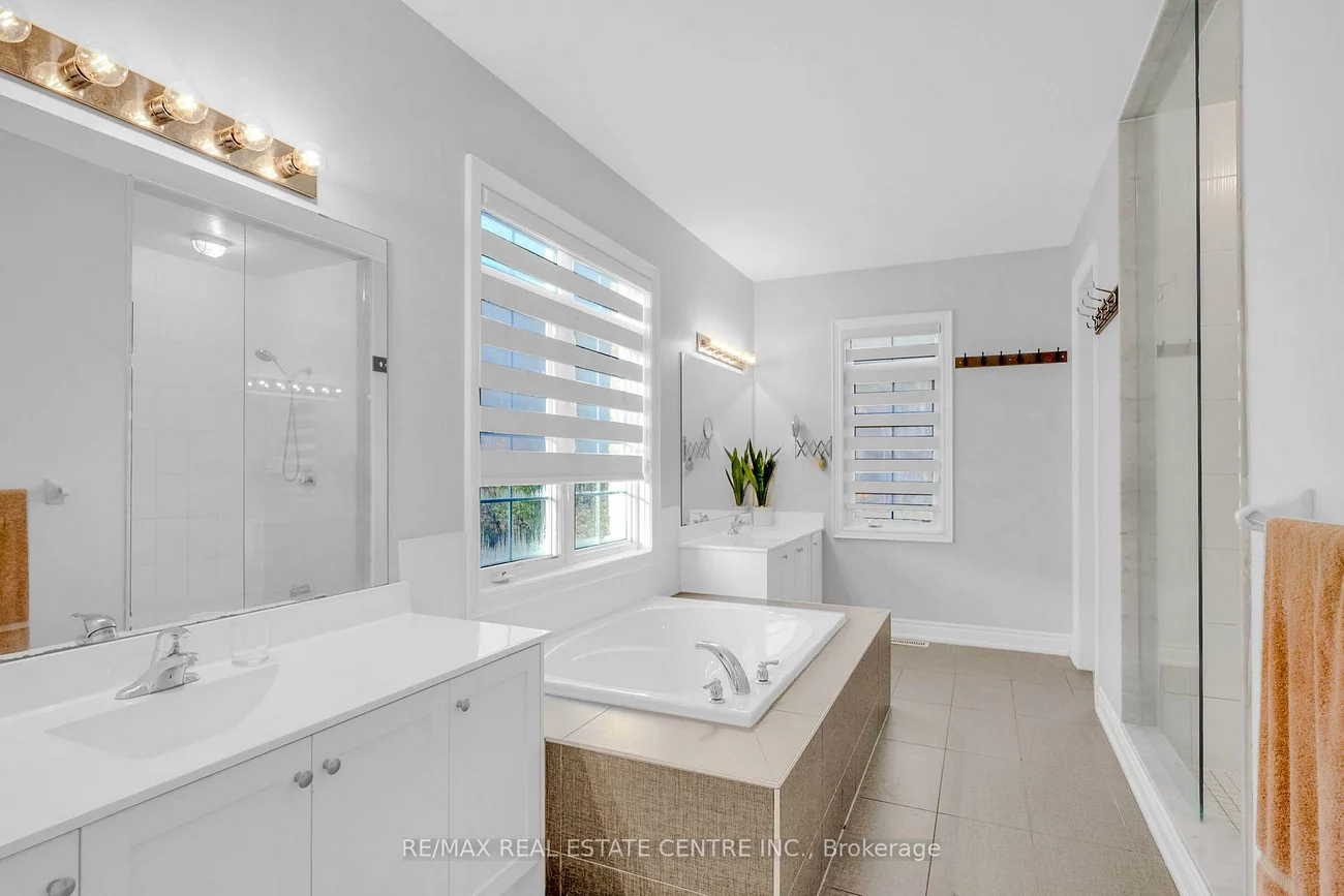 11, Mistyglen, Credit Valley, Brampton