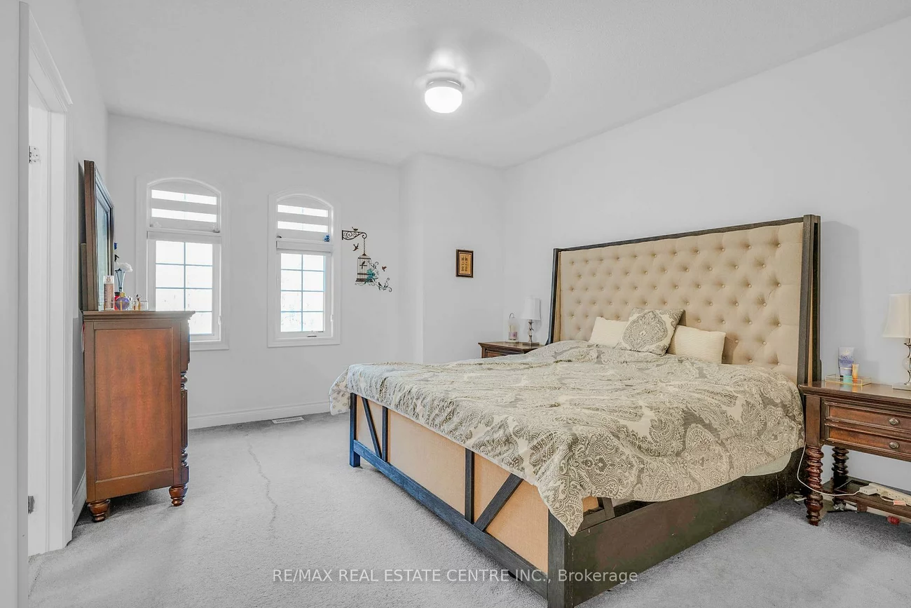 11, Mistyglen, Credit Valley, Brampton