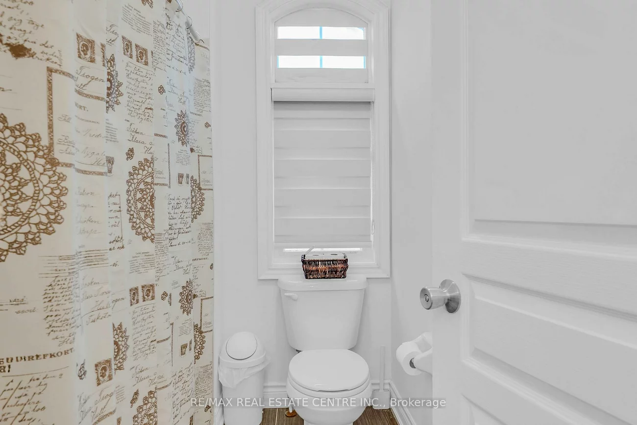 11, Mistyglen, Credit Valley, Brampton