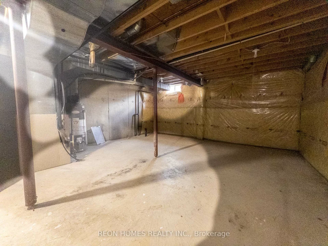 25, Hot Spring, Sandringham-Wellington, Brampton