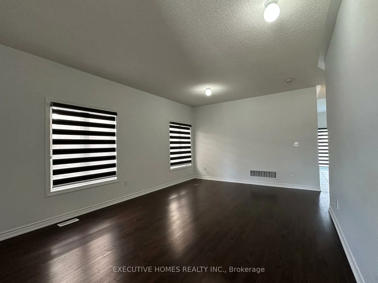 21, Elmcrest, Credit Valley, Brampton