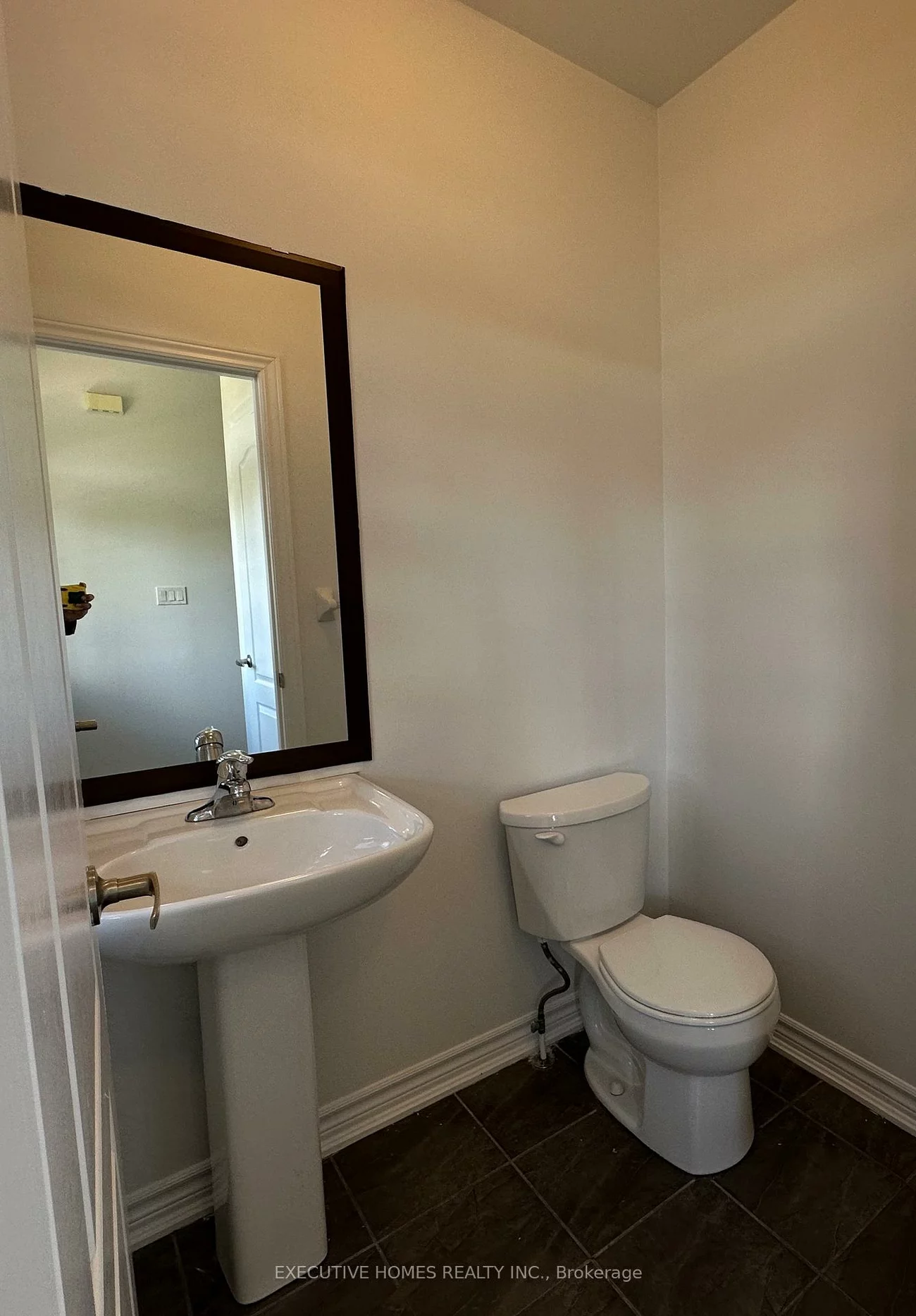 21, Elmcrest, Credit Valley, Brampton