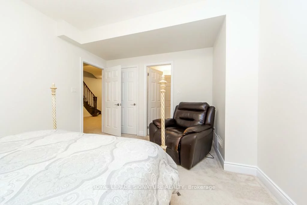37, Royal West, Credit Valley, Brampton