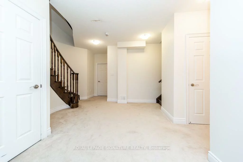 37, Royal West, Credit Valley, Brampton