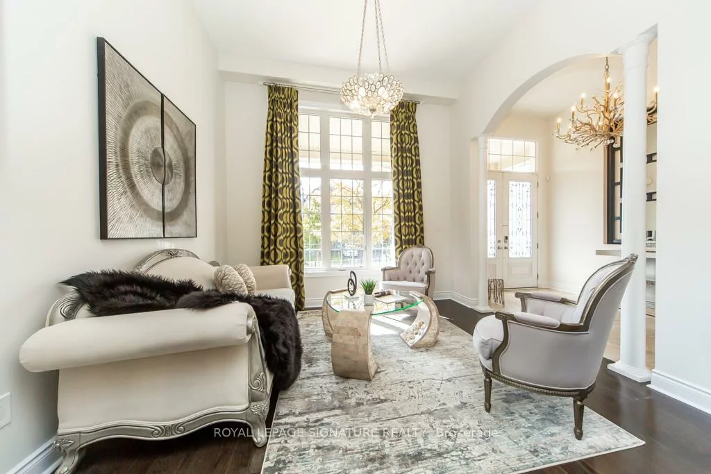 37, Royal West, Credit Valley, Brampton