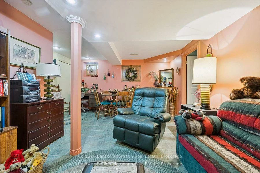 13, Pressed Brick, Brampton North, Brampton