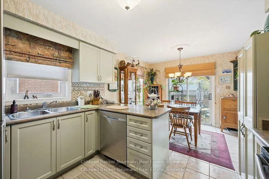 13, Pressed Brick, Brampton North, Brampton