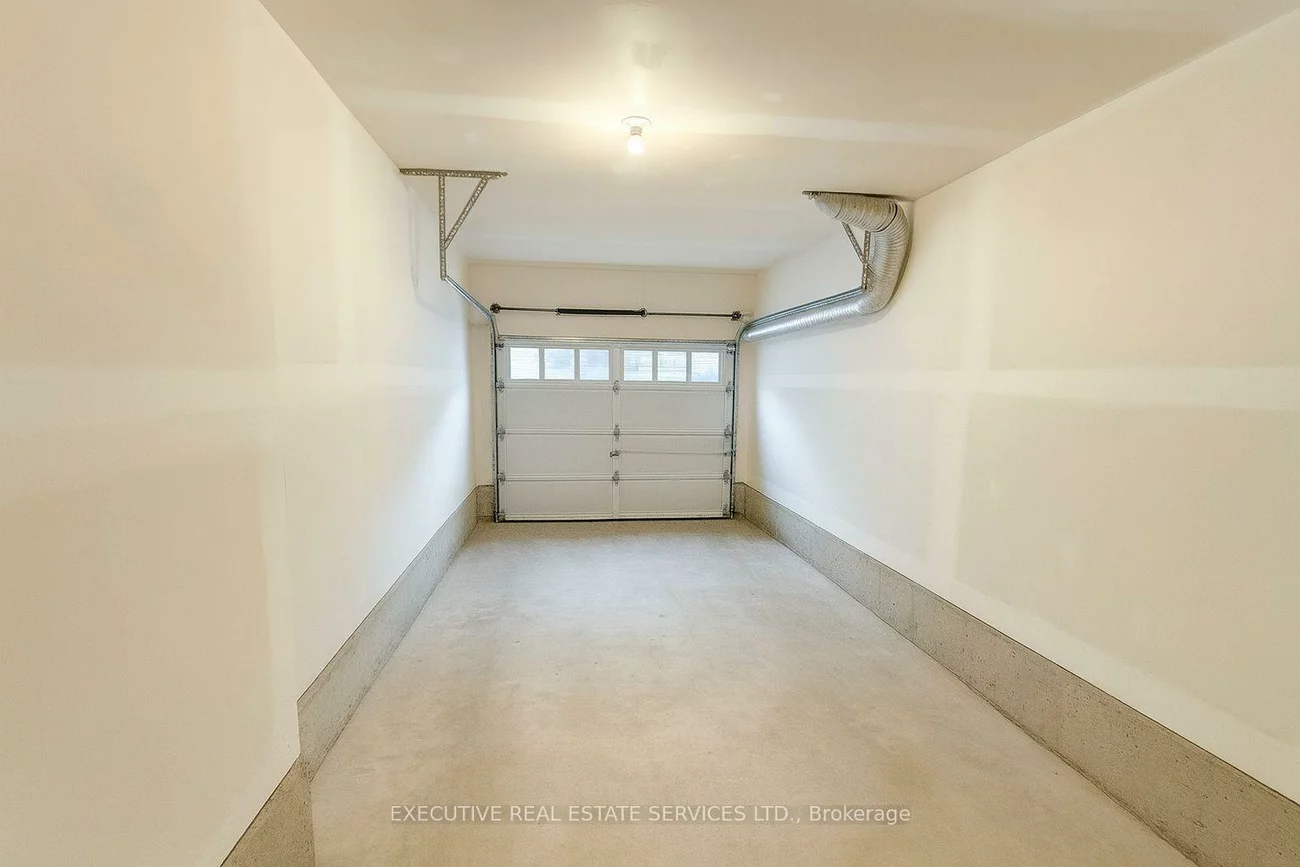 95, Yellow Brick, Brampton North, Brampton