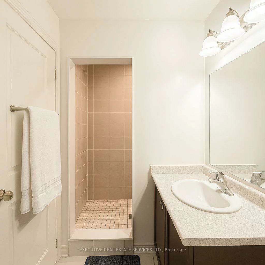 95, Yellow Brick, Brampton North, Brampton