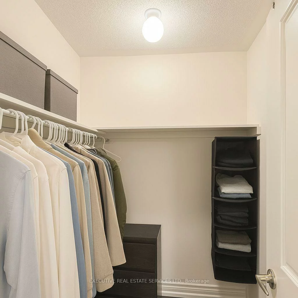 95, Yellow Brick, Brampton North, Brampton