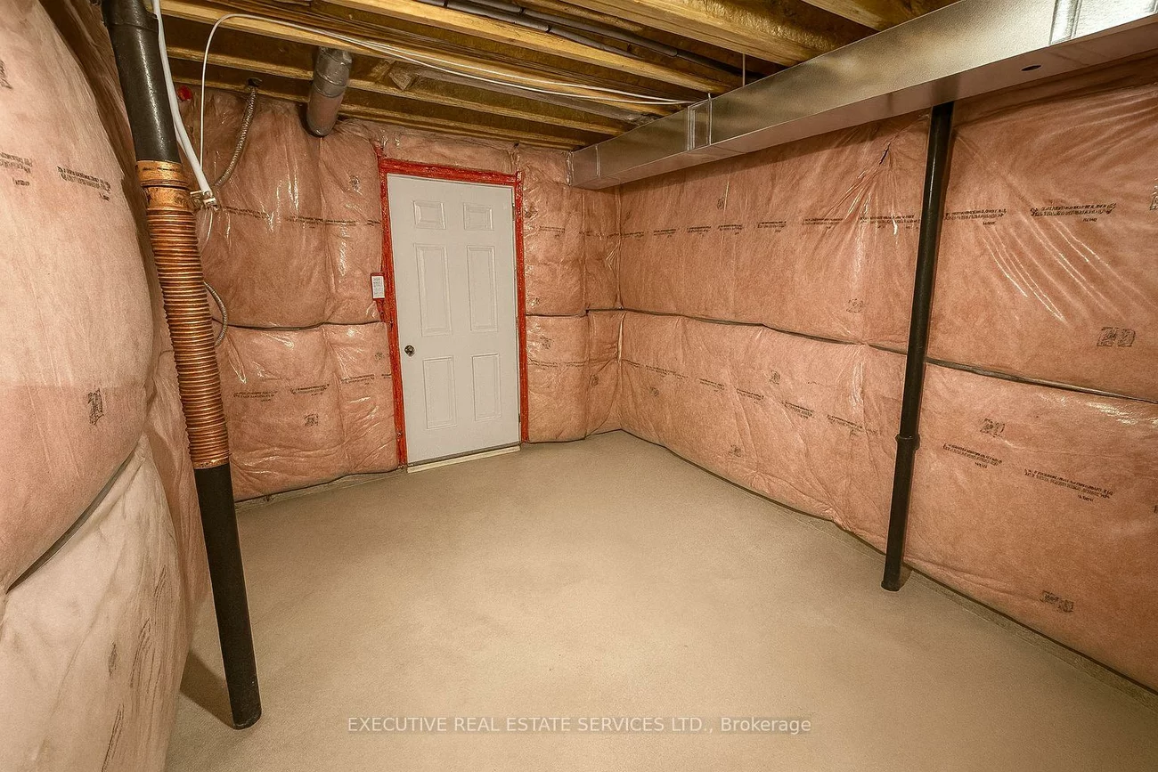 95, Yellow Brick, Brampton North, Brampton