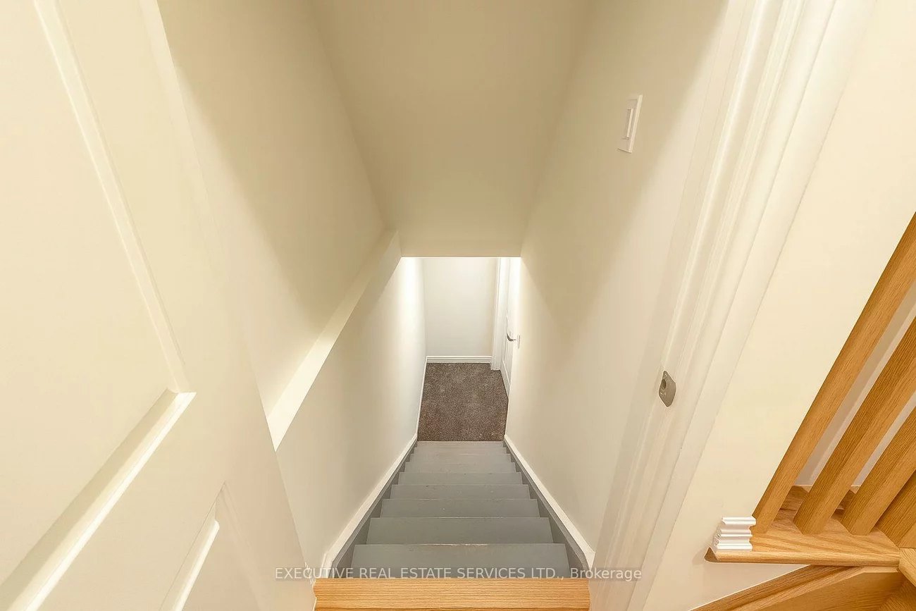 95, Yellow Brick, Brampton North, Brampton