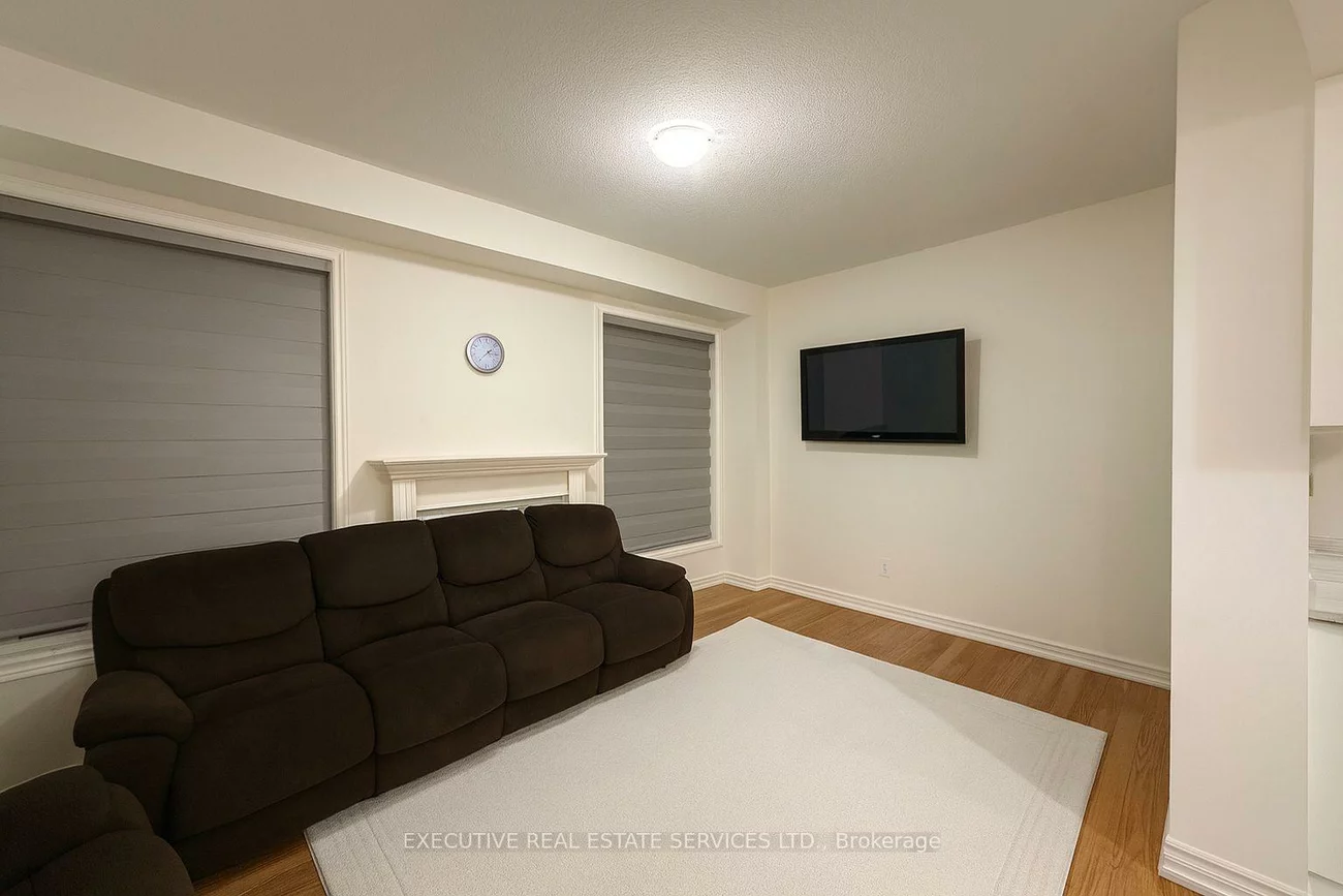 95, Yellow Brick, Brampton North, Brampton