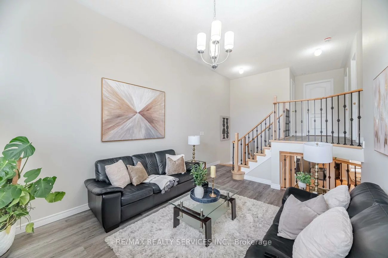 34, Bramoak, Northwest Sandalwood Parkway, Brampton