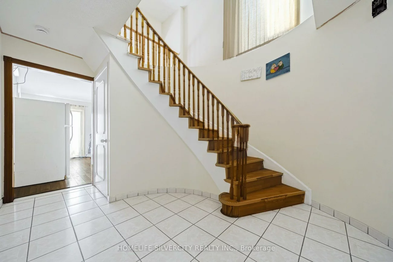 19, Pickard, Fletcher's West, Brampton