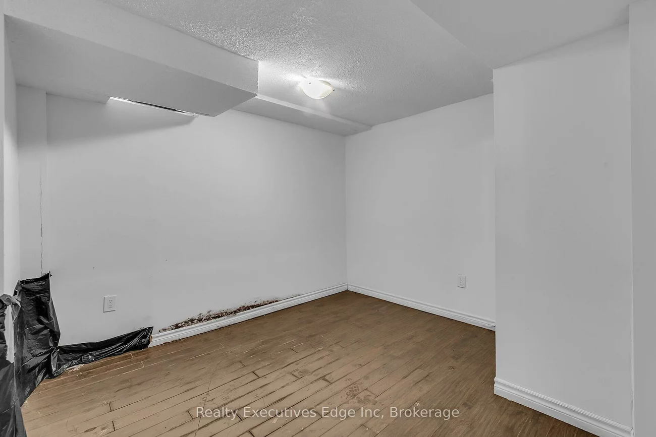 111, Ecclestone, Brampton West, Brampton