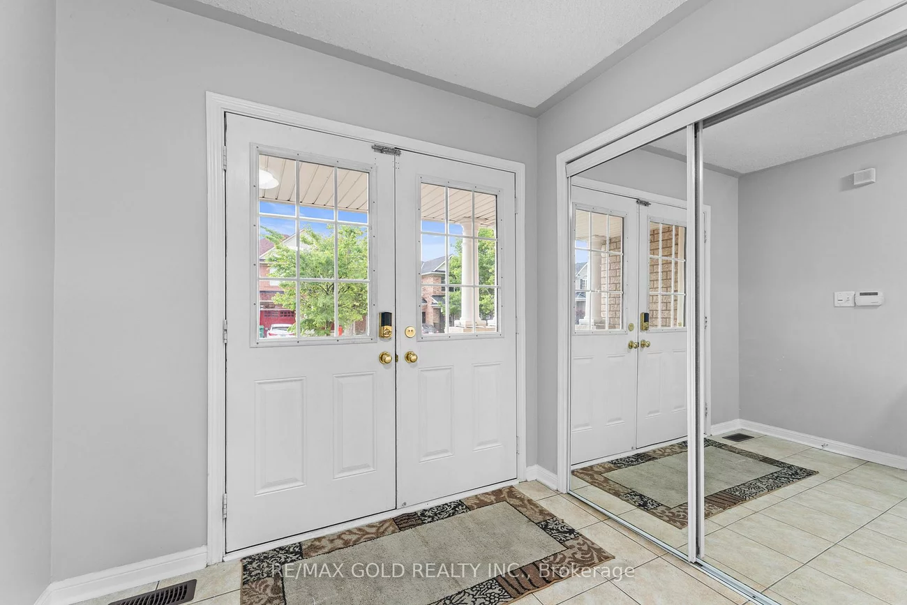 14, Gaspe, Gore Industrial North, Brampton