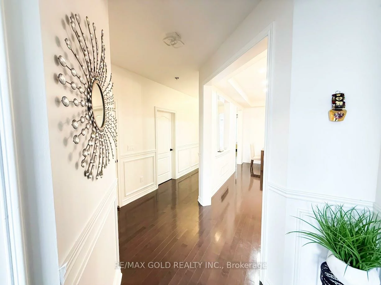 21, Parity, Credit Valley, Brampton