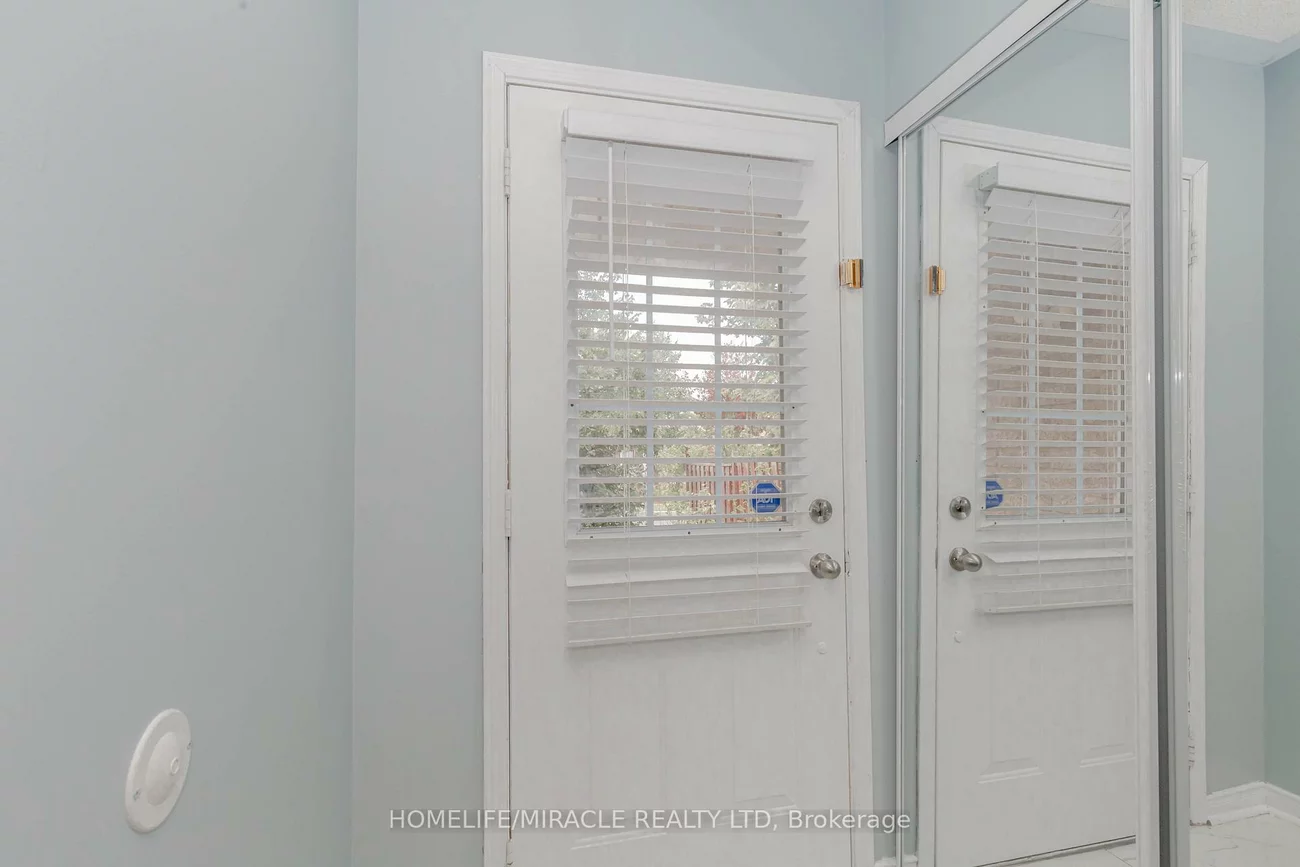 4, Vauxhall, Fletcher's Meadow, Brampton