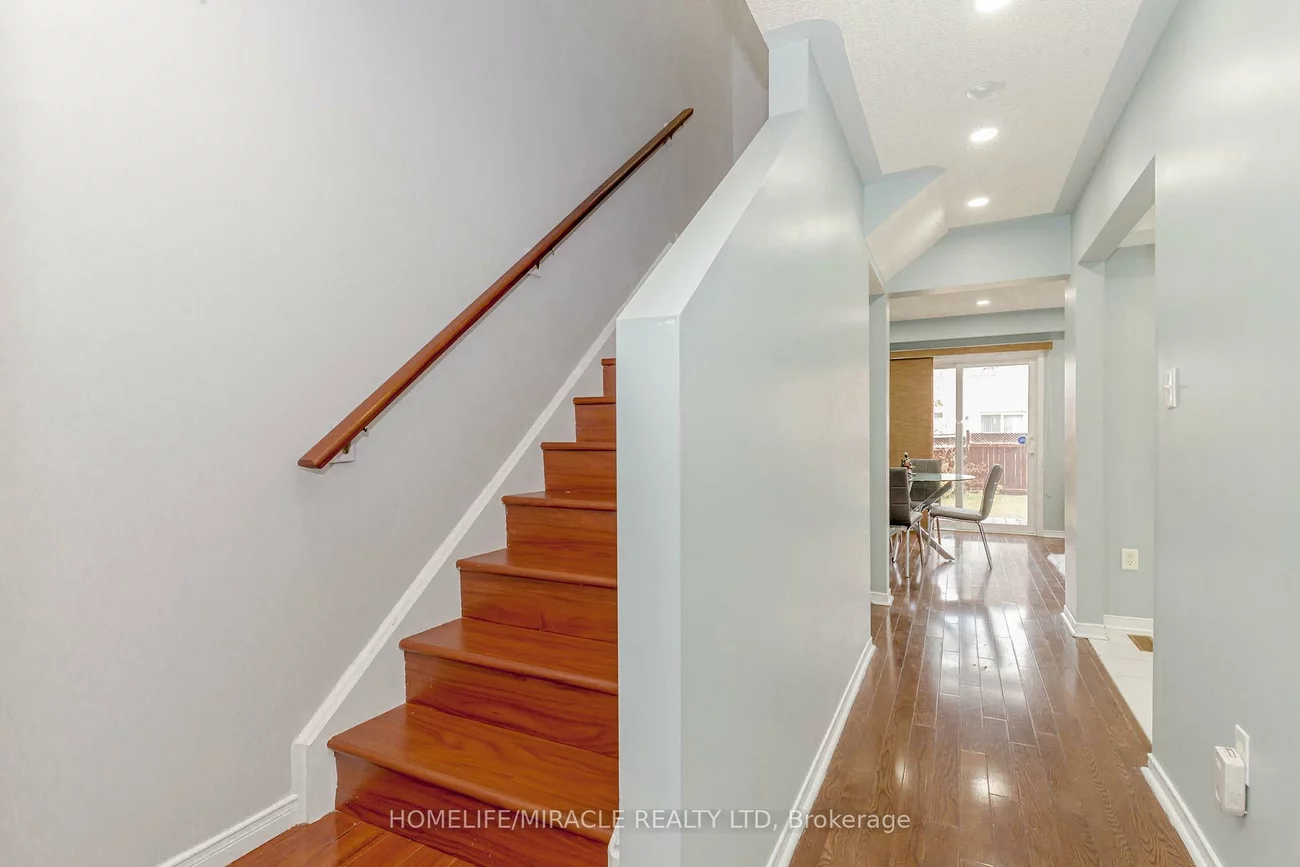 4, Vauxhall, Fletcher's Meadow, Brampton