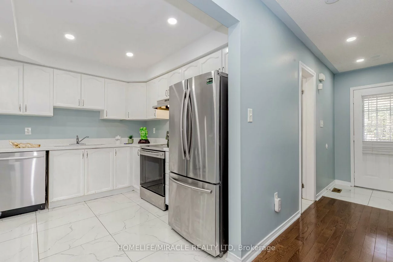 4, Vauxhall, Fletcher's Meadow, Brampton