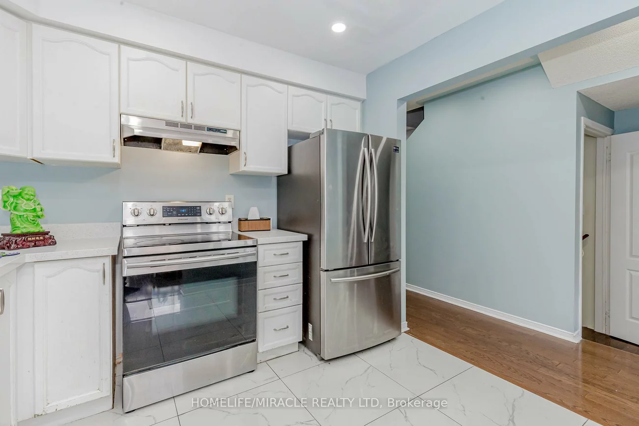 4, Vauxhall, Fletcher's Meadow, Brampton