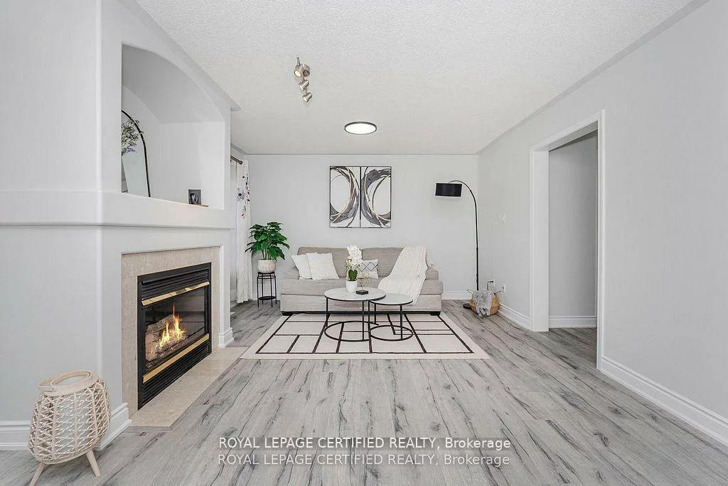 123, Dunlop, Fletcher's Meadow, Brampton