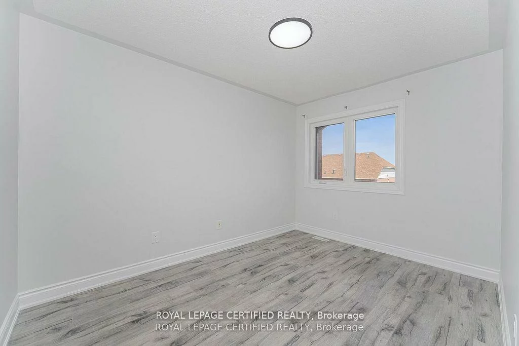 123, Dunlop, Fletcher's Meadow, Brampton