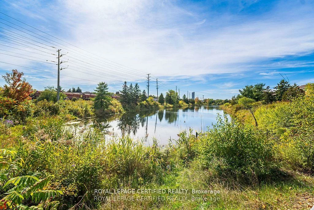 123, Dunlop, Fletcher's Meadow, Brampton