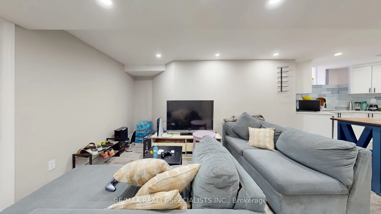 11, Wonder, Vales of Castlemore, Brampton