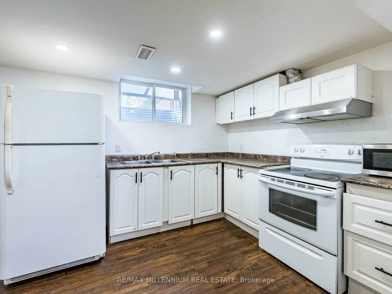 35, Scottsdale, Brampton East, Brampton