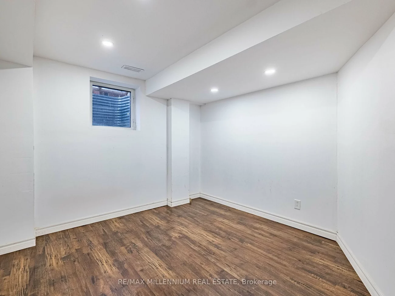 35, Scottsdale, Brampton East, Brampton