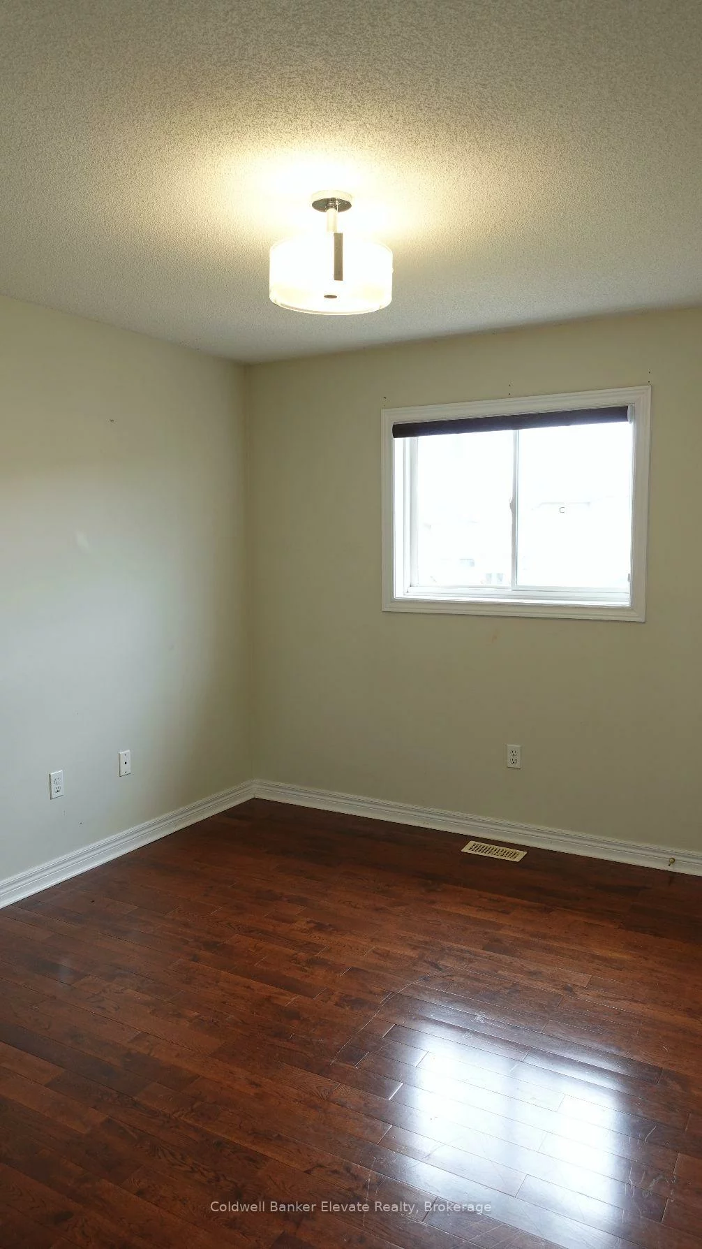 20, Goldnugget, Bram West, Brampton