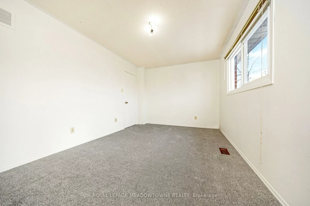 165, Vodden, Brampton West, Brampton