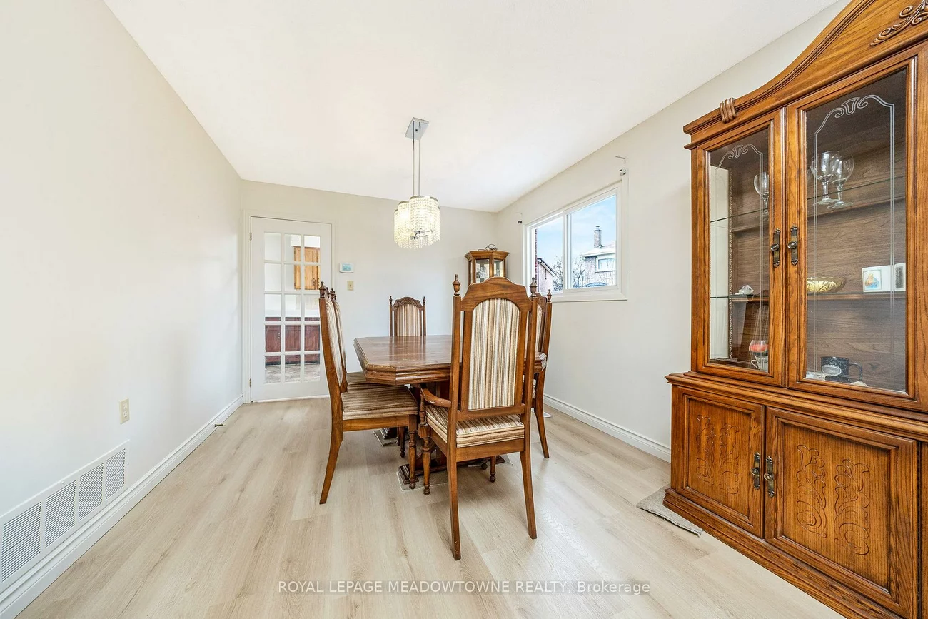 165, Vodden, Brampton West, Brampton