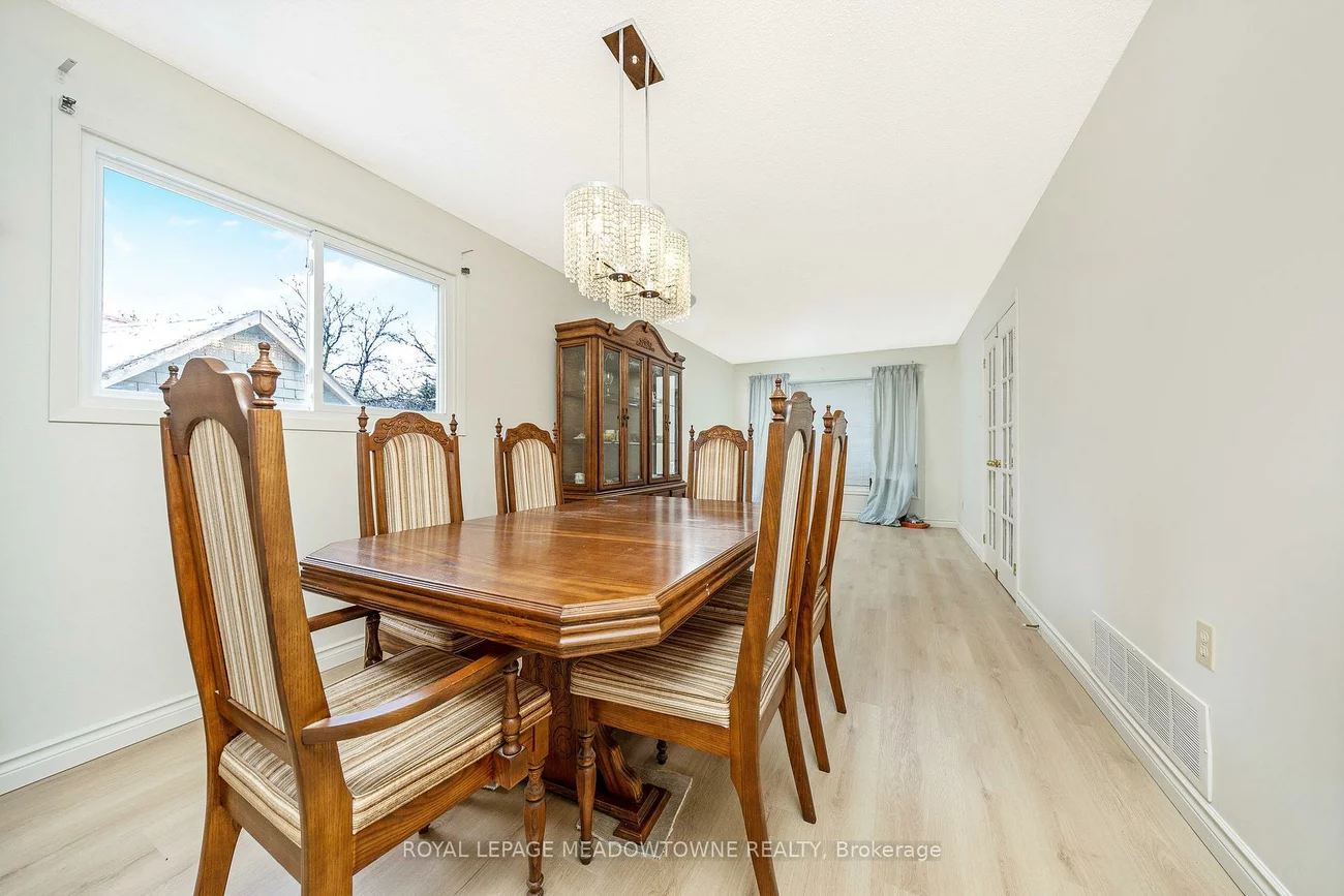 165, Vodden, Brampton West, Brampton