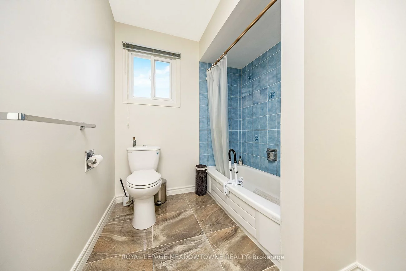 165, Vodden, Brampton West, Brampton