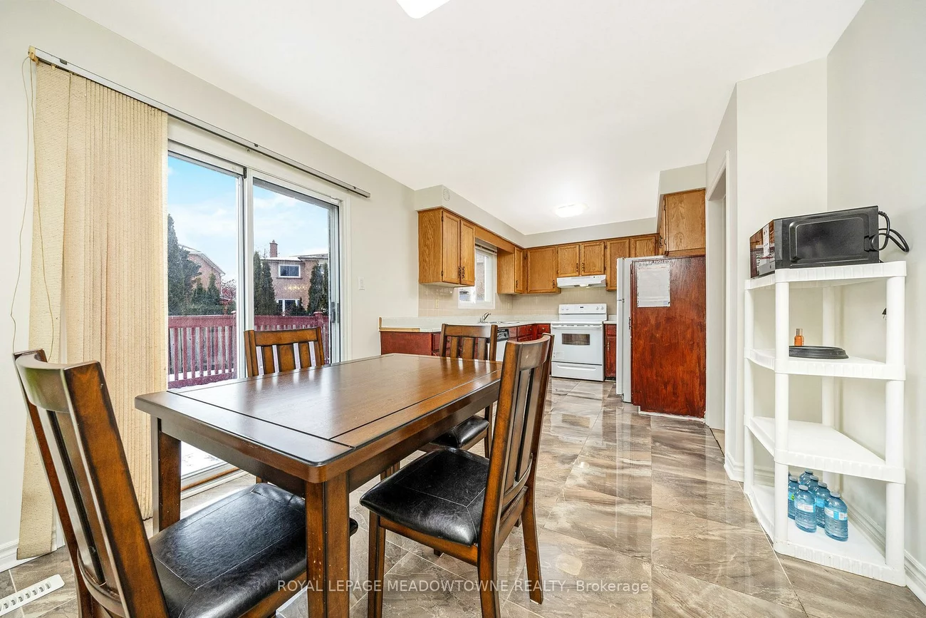 165, Vodden, Brampton West, Brampton