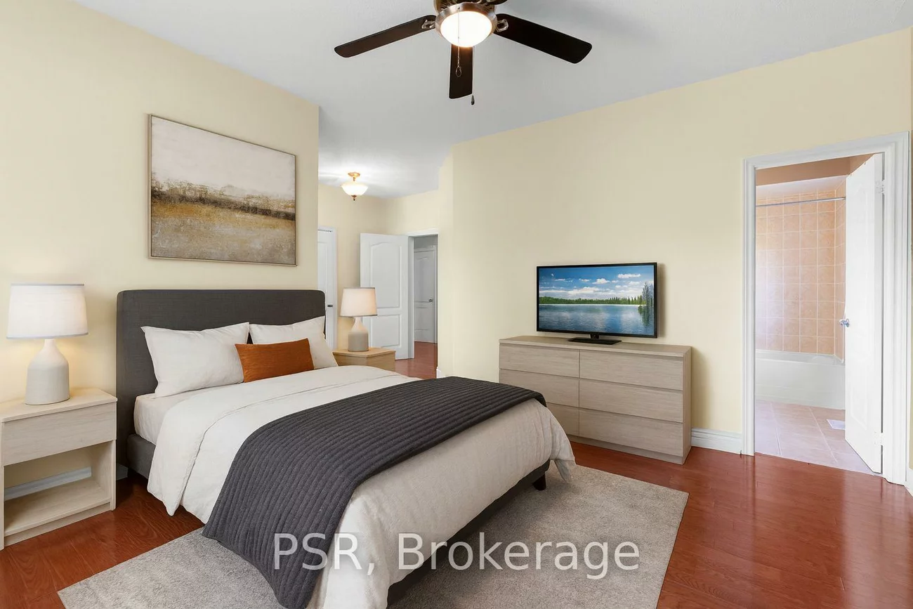 26, Louvain, Vales of Castlemore North, Brampton