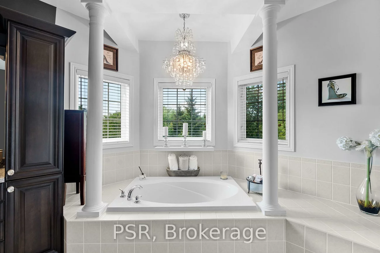 26, Louvain, Vales of Castlemore North, Brampton