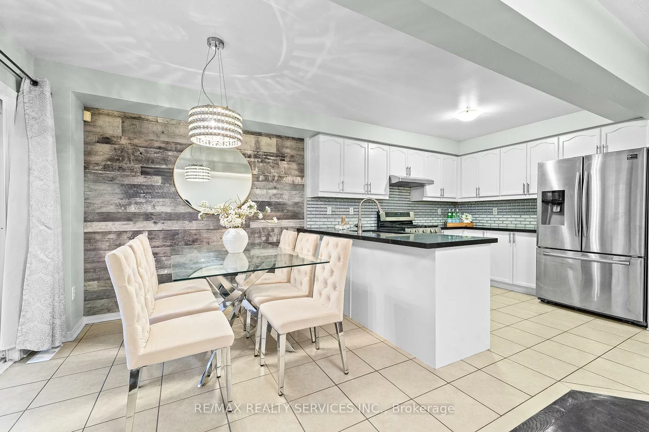 120, Bushmill, Fletcher's Meadow, Brampton